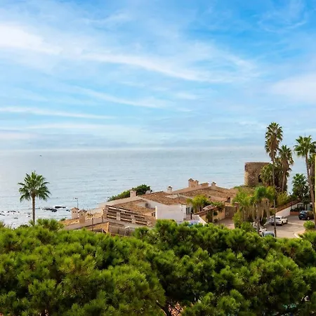 Dona Lola Sea View דירה