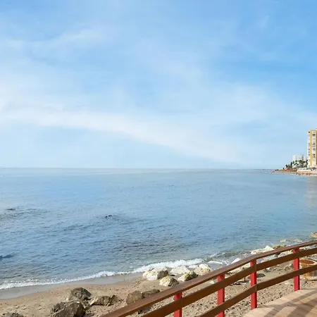 Dona Lola Sea View *